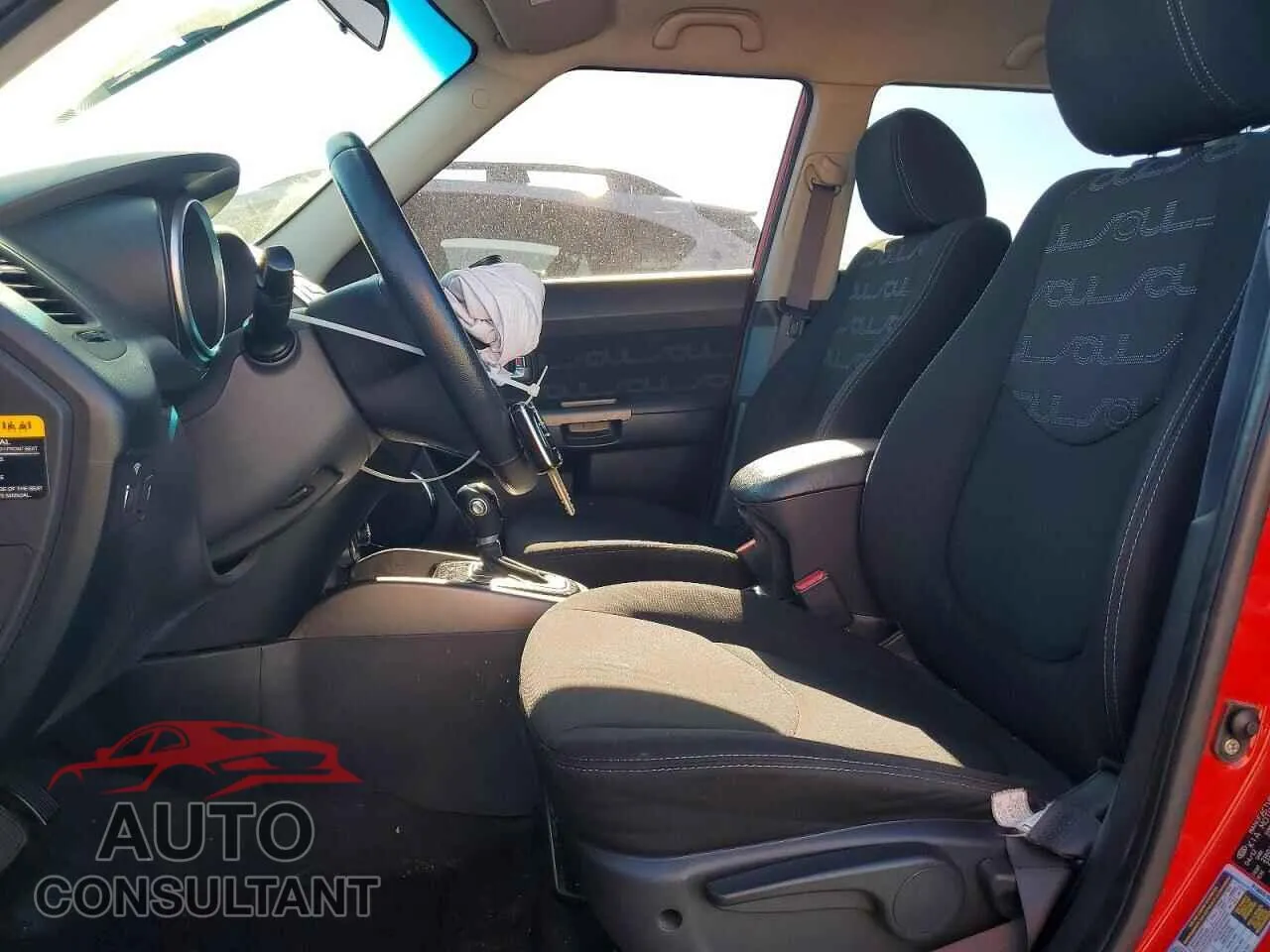 2012 KIA SOUL Damaged VIN KNDJT2A62C7463571 – exterior detail