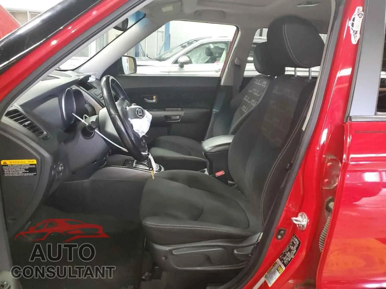 2013 KIA SOUL Damaged VIN KNDJT2A67D7553834 – exterior detail