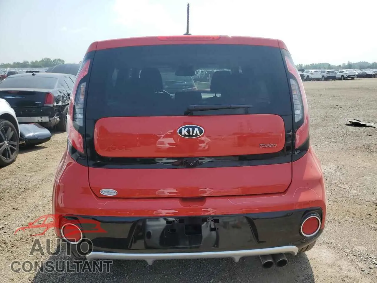 2019 KIA SOUL Damaged VIN KNDJX3AA2K7666506 – engine bay