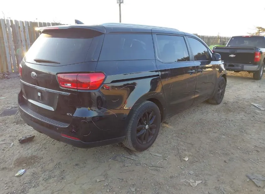 2019 KIA Sedona Used VIN KNDMB5C11K6534220 – exterior detail