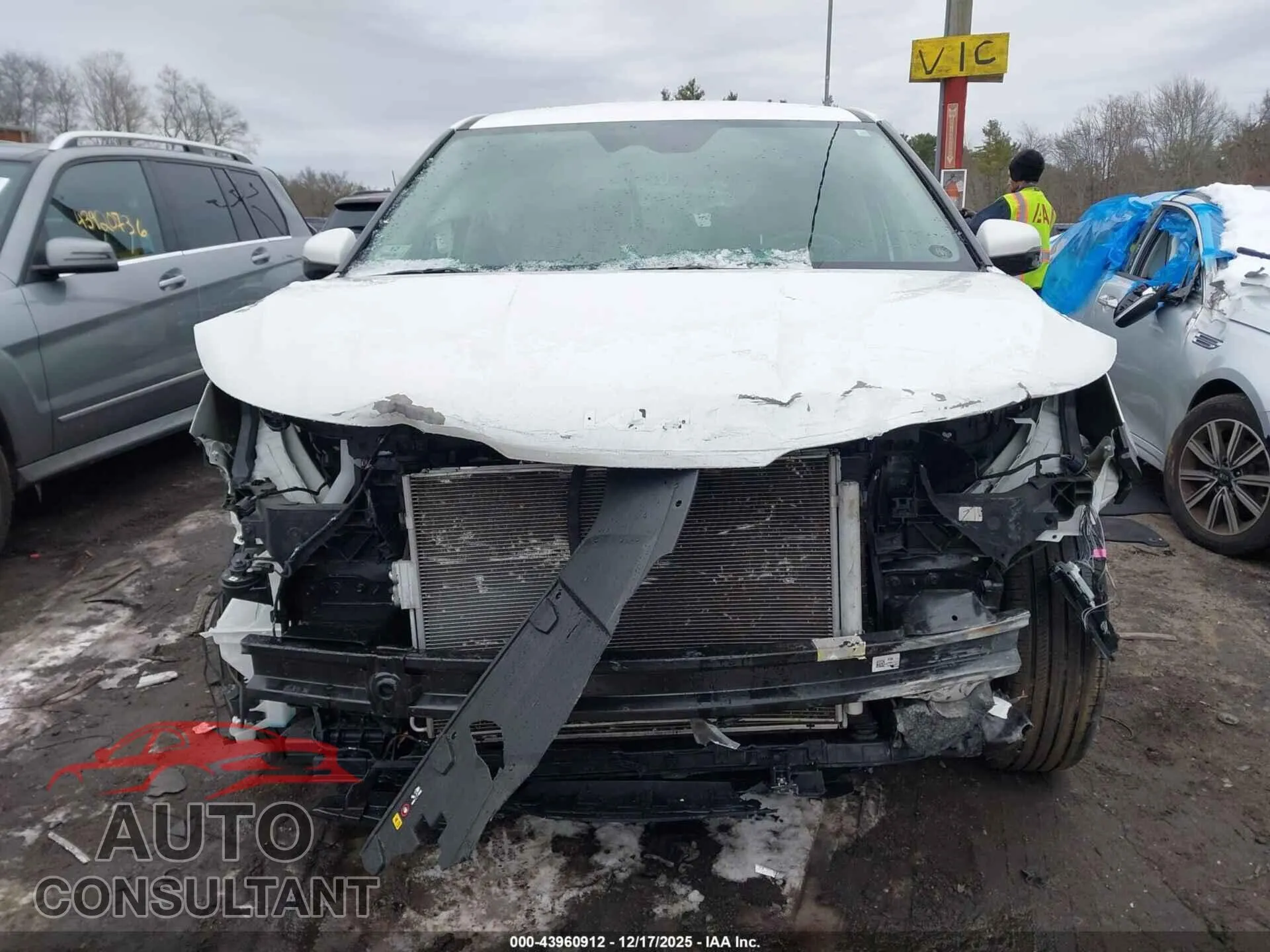 2024 KIA CARNIVAL MPV Damaged VIN KNDNB4H37R6395598 – photo 11