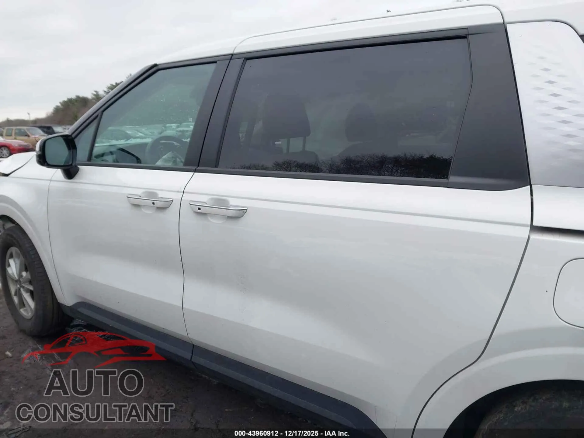 2024 KIA CARNIVAL MPV Damaged VIN KNDNB4H37R6395598 – photo 13