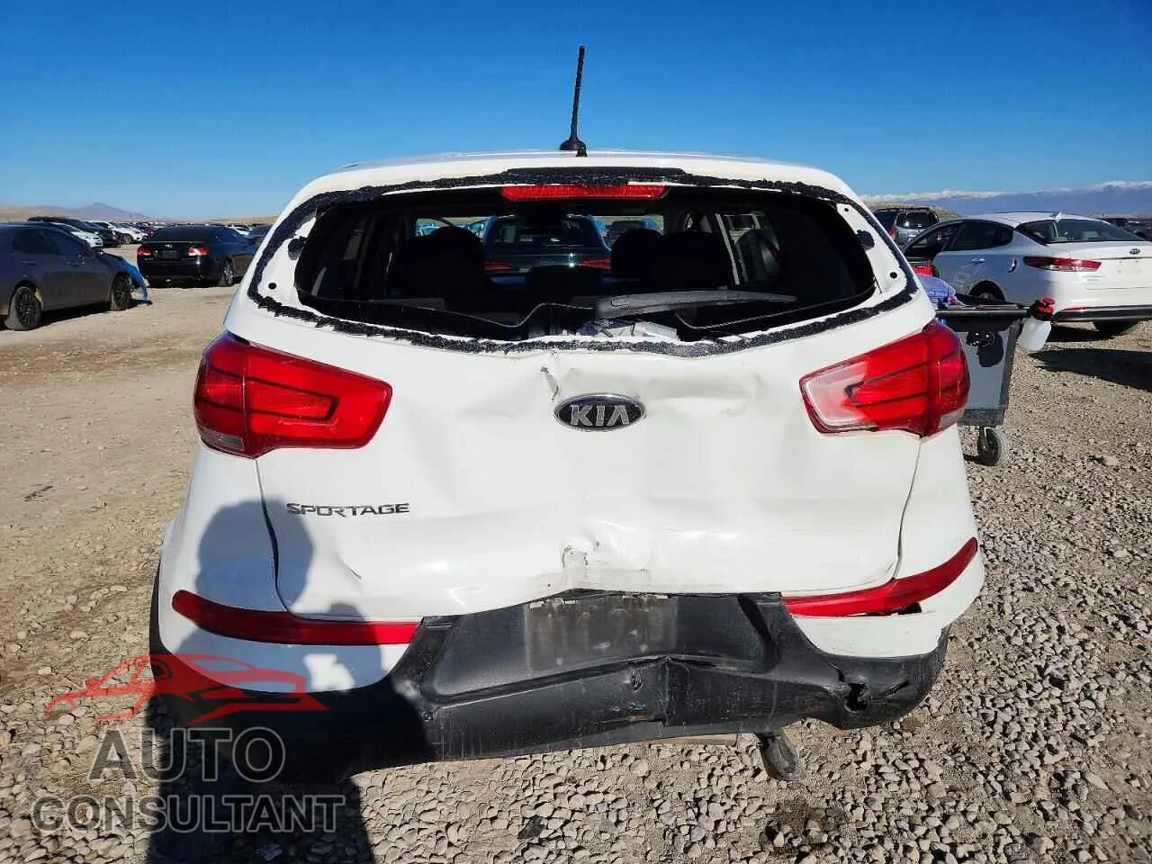 2016 KIA SPORTAGE Damaged VIN KNDPBCAC2G7841130 – engine bay