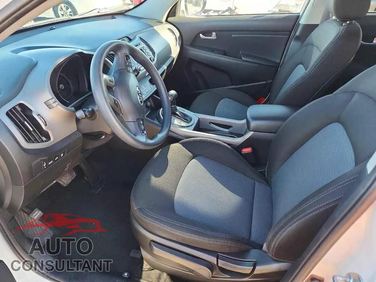 2016 KIA SPORTAGE Damaged VIN KNDPBCAC2G7841130 – exterior detail