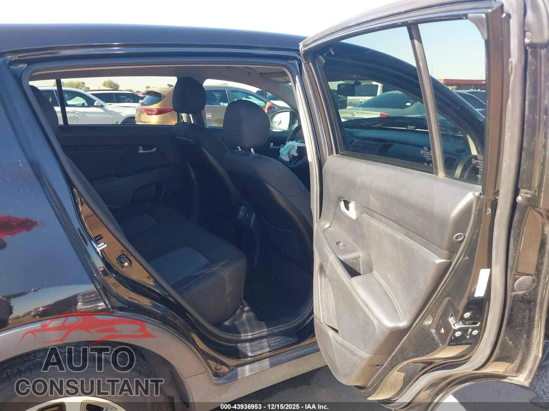 2015 KIA SPORTAGE Damaged VIN KNDPBCAC6F7675354 – undercarriage