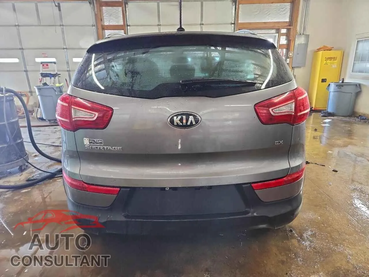 2013 KIA SPORTAGE Damaged VIN KNDPCCA20D7531056 – engine bay