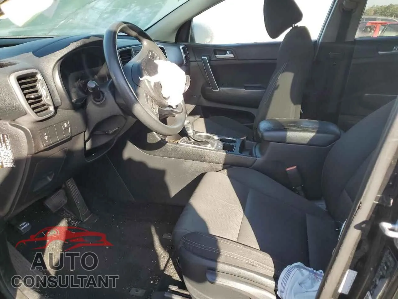 2017 KIA SPORTAGE Damaged VIN KNDPM3AC0H7220173 – exterior detail