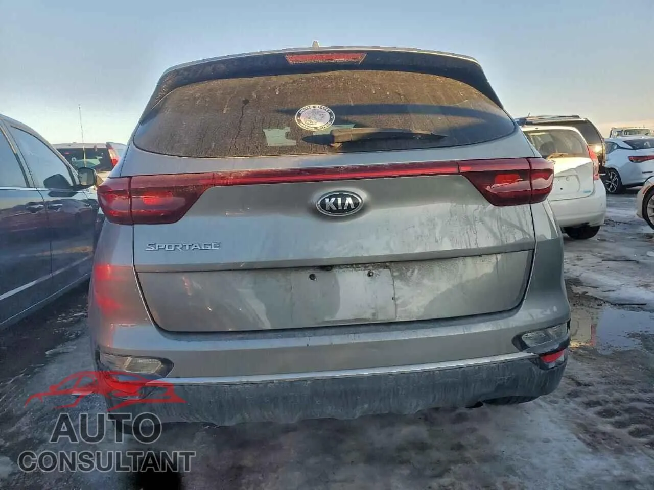 2020 KIA SPORTAGE Damaged VIN KNDPM3AC6L7738751 – engine bay
