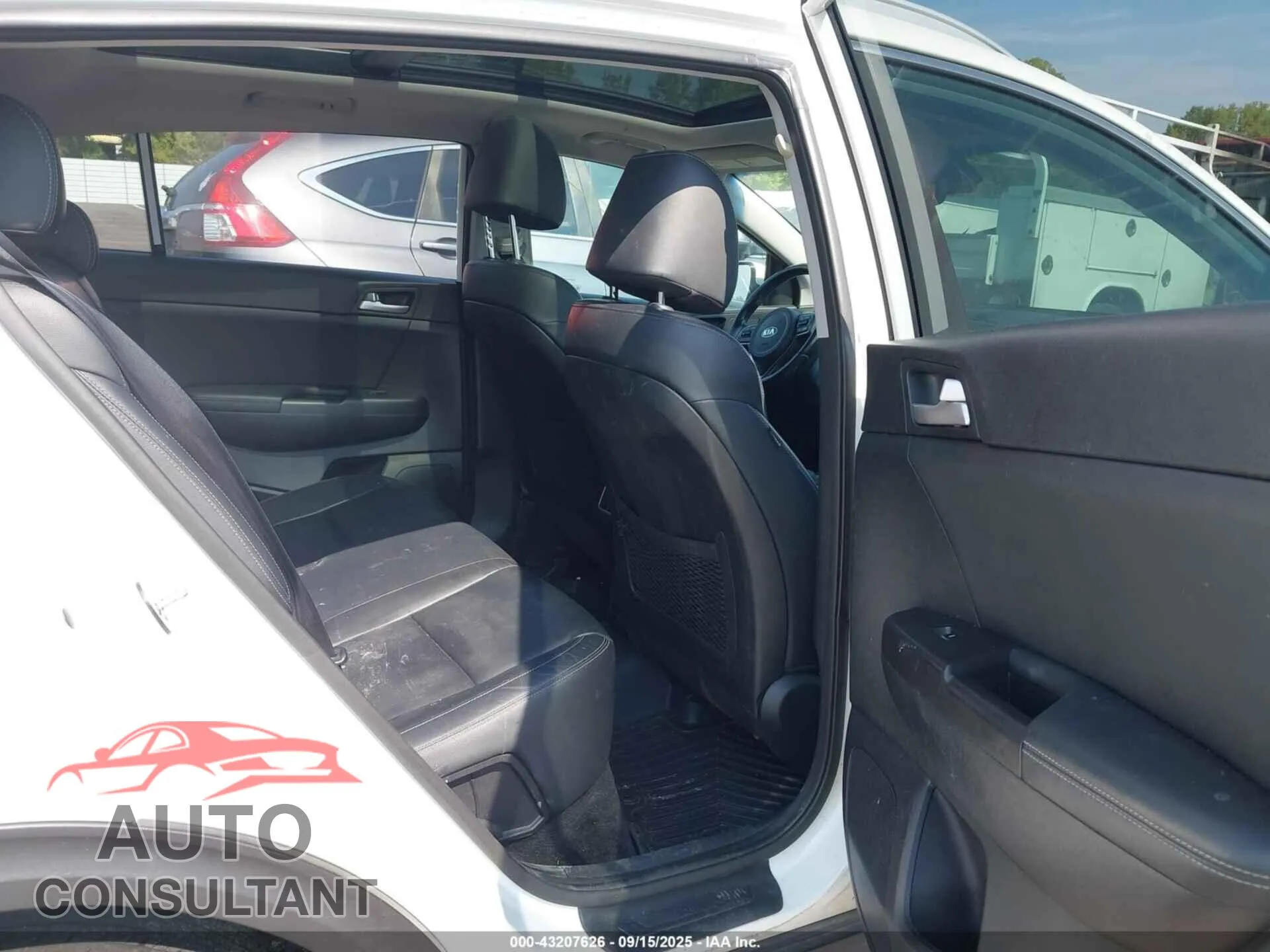 2017 KIA SPORTAGE Damaged VIN KNDPN3AC6H7285171 – undercarriage