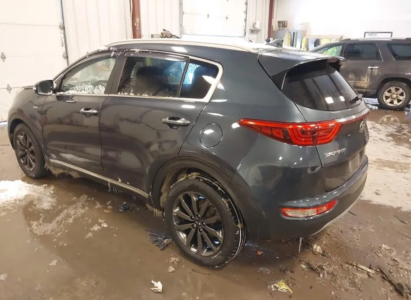 2018 KIA Sportage Used VIN KNDPNCAC5J7409033 – exterior detail