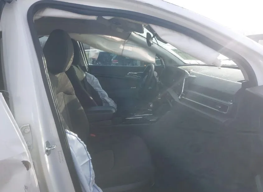 2023 KIA Sportage Used VIN KNDPU3AF6P7184241 – dashboard