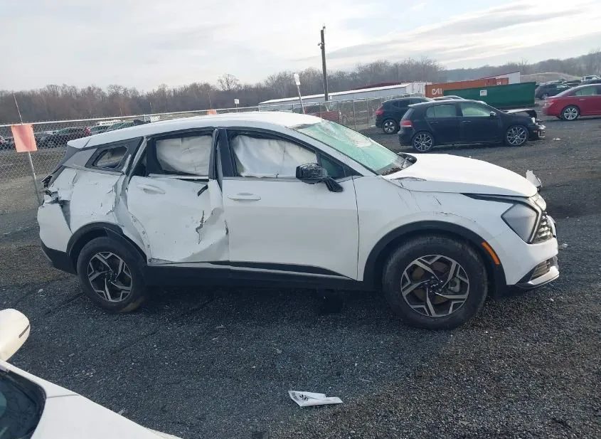 2023 KIA Sportage Used VIN KNDPU3AF6P7184241 – photo 17