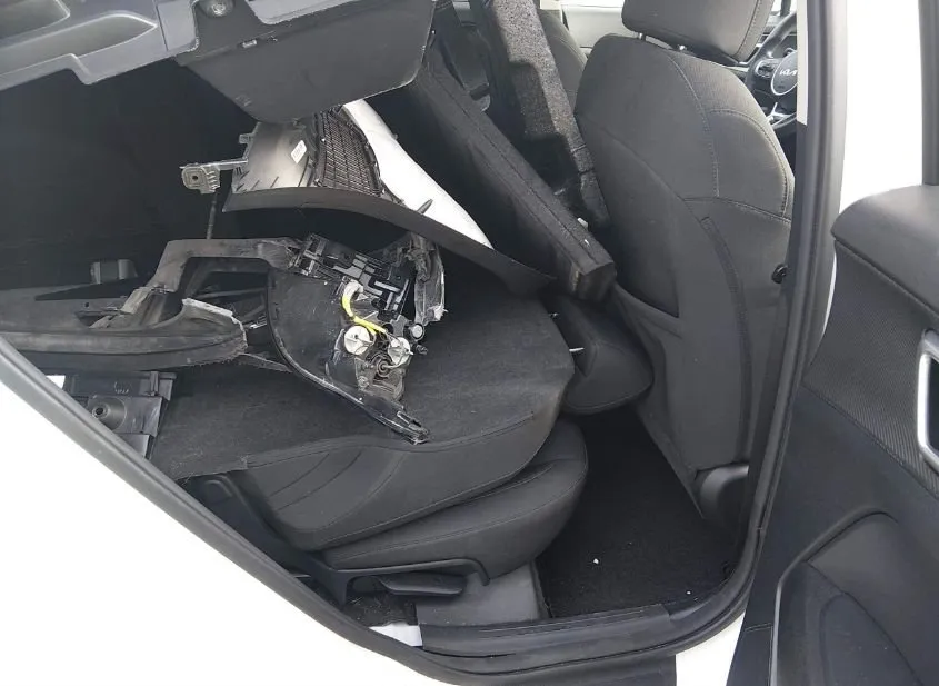 2023 KIA Sportage Used VIN KNDPUCAF3P7202601 – interior seats