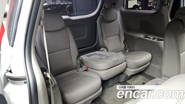2019 Kia The New Carnival 11-Seater Deluxe Sold VIN KNHMF37ABKS512462 – photo 15 2019 Kia The New Carnival 11-Seater Deluxe Sold VIN KNHMF37ABKS512462 – photo 15