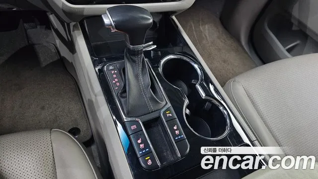2019 Kia The New Carnival 11-Seater Prestige Used VIN KNHMF37ABKS575931 – side profile
