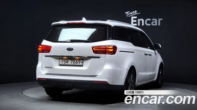 2019 Kia The New Carnival 11-Seater Prestige Sold VIN KNHMF37ABKS601263 – engine bay
