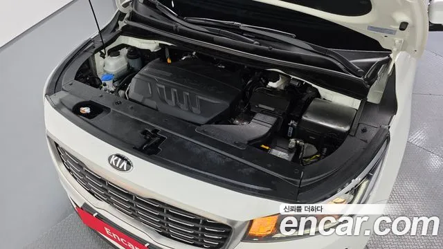 2019 Kia The New Carnival 11-Seater Prestige Sold VIN KNHMF37ABKS611305 – undercarriage