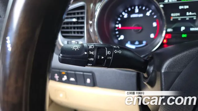 2019 Kia The New Carnival 11-Seater Prestige Sold VIN KNHMF37ABKS611305 – photo 19