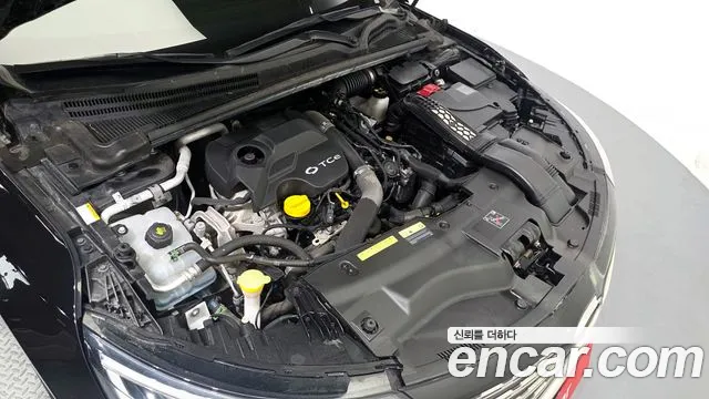 2021 Renault The New SM6 1.3 TCe LE Sold VIN KNMA4B2RMMP002267 – rear exterior