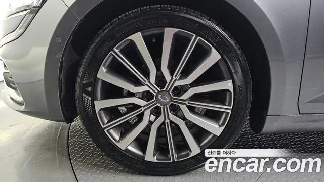 2024 Renault The New SM6 1.3 TCe RE Sold VIN KNMA4B2RMRP007112 – undercarriage