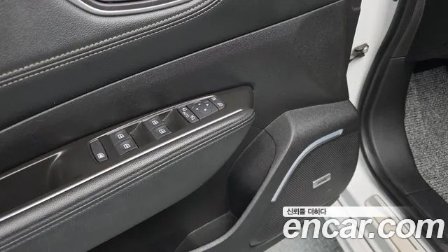 2017 Renault SM6 2.0 GDe RE Sold VIN KNMA4C2BMHP045660 – trunk area
