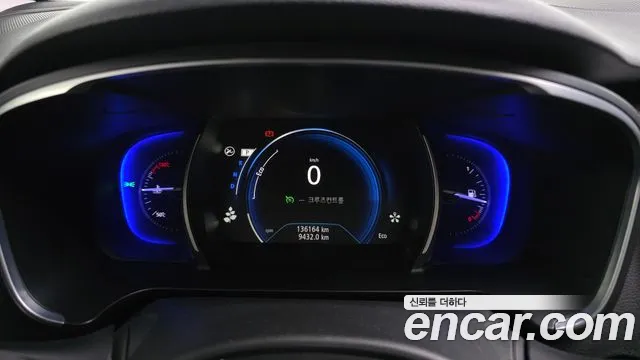 2017 Renault SM6 2.0 GDe LE Sold VIN KNMA4C2BMHP051616 – exterior detail 2017 Renault SM6 2.0 GDe LE Sold VIN KNMA4C2BMHP051616 – exterior detail