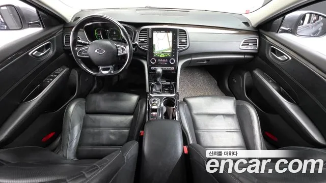 2017 Renault SM6 2.0 GDe RE Sold VIN KNMA4C2BMHP057238 – trunk area