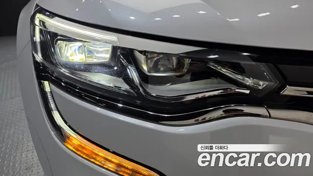 2019 Renault SM6 2.0 GDe LE Sold VIN KNMA4C2BMKP063374 – interior seats 2019 Renault SM6 2.0 GDe LE Sold VIN KNMA4C2BMKP063374 – interior seats