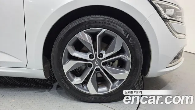 2019 Renault SM6 2.0 GDe LE Sold VIN KNMA4C2BMKP063374 – odometer reading 2019 Renault SM6 2.0 GDe LE Sold VIN KNMA4C2BMKP063374 – odometer reading
