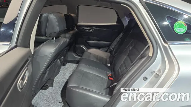 2019 Renault SM6 2.0 GDe LE Sold VIN KNMA4C2BMKP064893 – front exterior 2019 Renault SM6 2.0 GDe LE Sold VIN KNMA4C2BMKP064893 – front exterior
