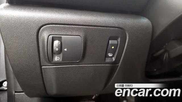 2020 Renault SM6 2.0 GDe SE Sold VIN KNMA4C2BMLP075254 – interior seats