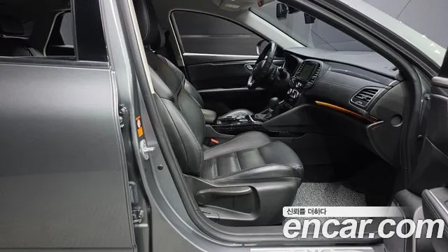 2017 Renault SM6 2.0 LPe LE (Disabled) Sold VIN KNMA4C2CMHP013536 – rear exterior