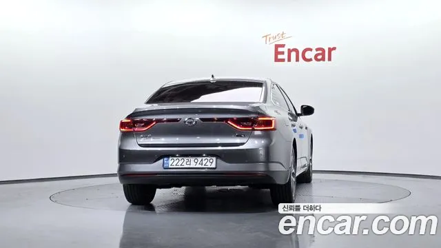 2017 Renault SM6 2.0 LPe LE (Disabled) Sold VIN KNMA4C2CMHP018608 – trunk area