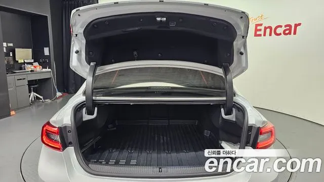 2019 Renault SM6 2.0 LPe LE (Disabled) Sold VIN KNMA4C2CMKP030180 – trunk area 2019 Renault SM6 2.0 LPe LE (Disabled) Sold VIN KNMA4C2CMKP030180 – trunk area