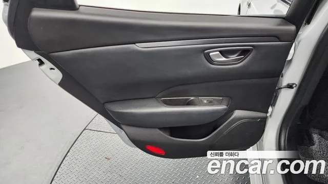 2022 Renault The New SM6 2.0 LPe SE Plus Sold VIN KNMA4C2CMNP042282 – trunk area
