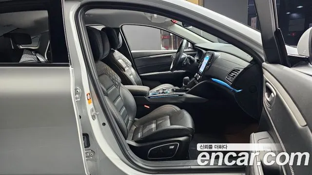 2023 Renault The New SM6 2.0 LPe RE Sold VIN KNMA4C2CMPP042713 – interior seats