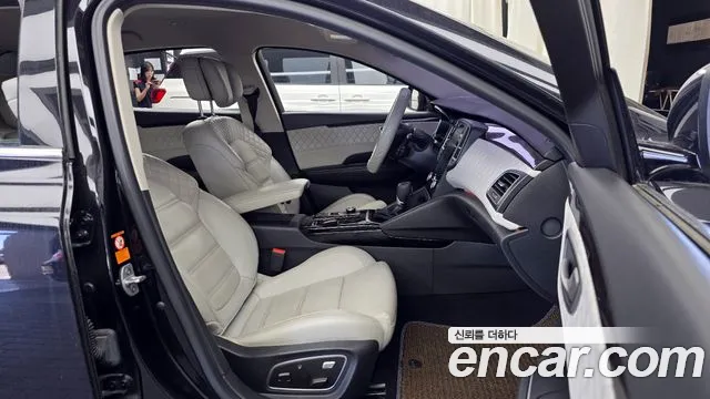 2017 Renault SM6 1.6 TCe RE Sold VIN KNMA4C2HMHP013490 – odometer reading