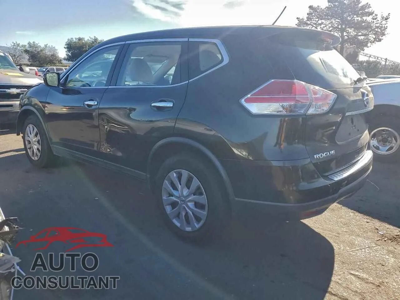 2015 NISSAN ROGUE Damaged VIN KNMAT2MT1FP505119 – rear exterior