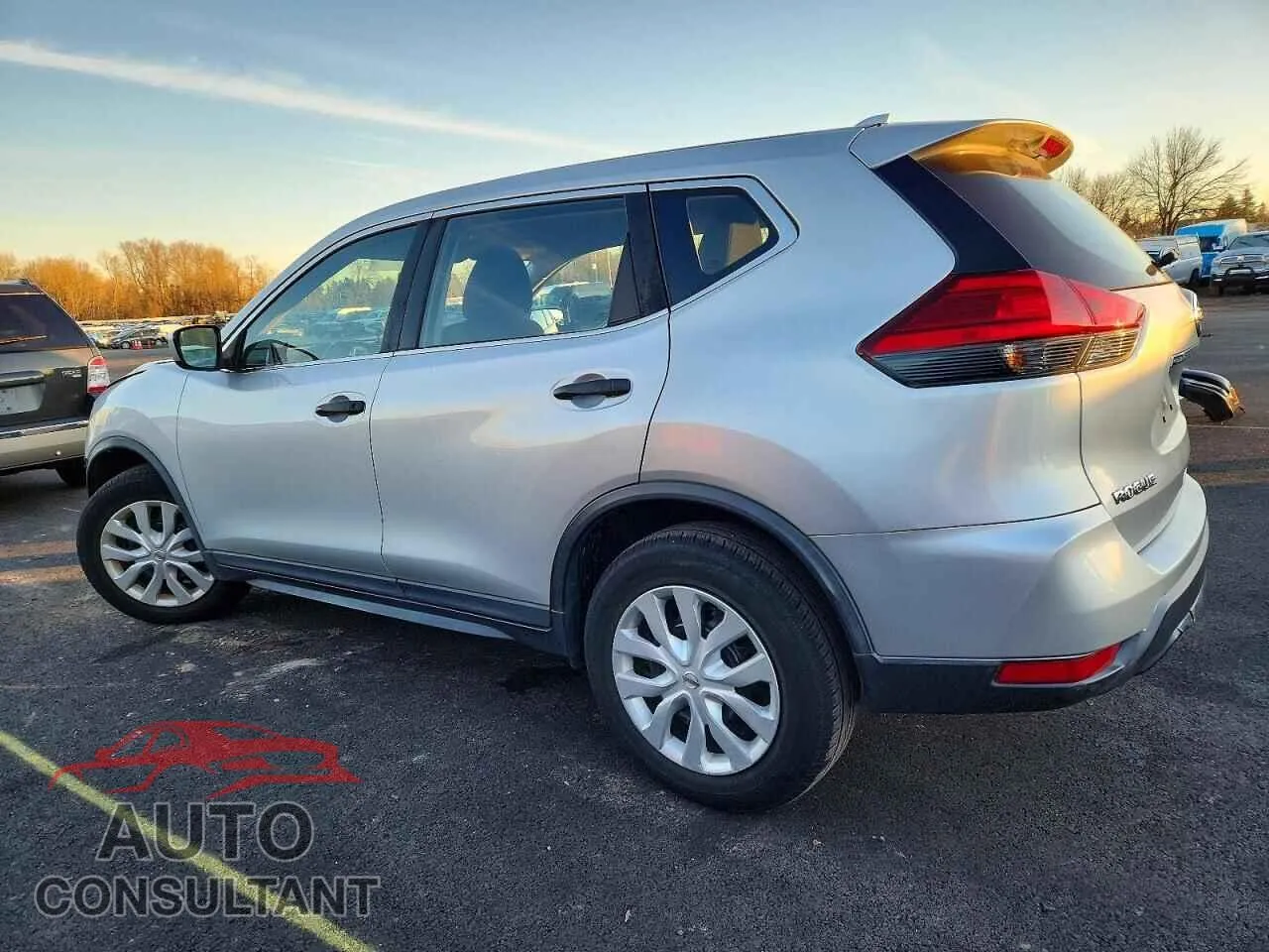 2017 NISSAN ROGUE Damaged VIN KNMAT2MT9HP519675 – rear exterior 2017 NISSAN ROGUE Damaged VIN KNMAT2MT9HP519675 – rear exterior