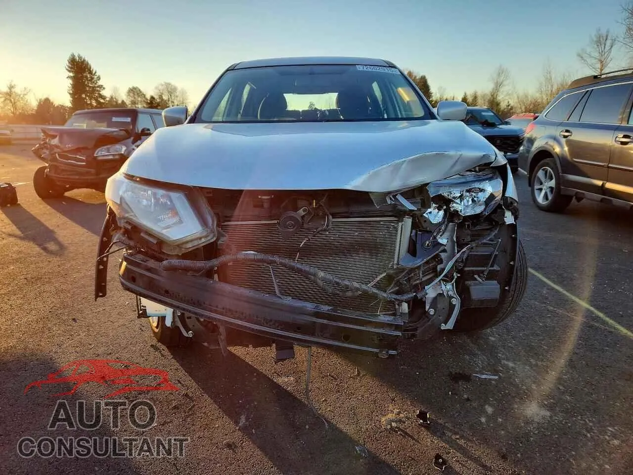 2017 NISSAN ROGUE Damaged VIN KNMAT2MT9HP519675 – interior seats 2017 NISSAN ROGUE Damaged VIN KNMAT2MT9HP519675 – interior seats
