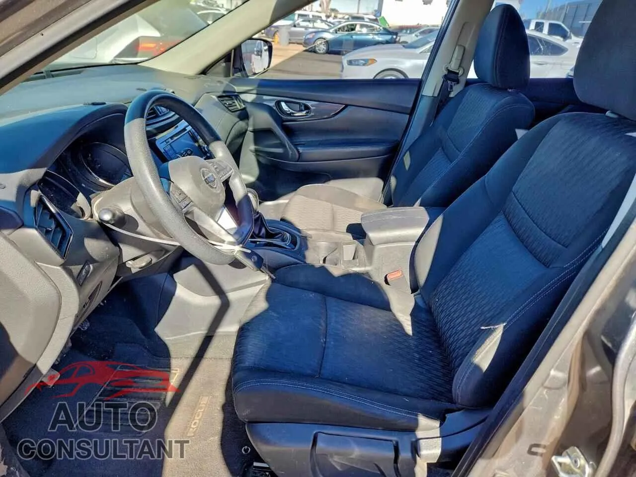 2018 NISSAN ROGUE Damaged VIN KNMAT2MV4JP516268 – exterior detail