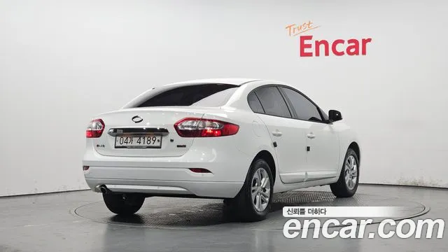 2018 Renault SM3 Neo SE Sold VIN KNMC4C2HMJP207511 – trunk area 2018 Renault SM3 Neo SE Sold VIN KNMC4C2HMJP207511 – trunk area