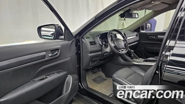 2020 Renault The New QM6 2.0 GDe LE 2WD Sold VIN KNME5C2B0LP060122 – trunk area