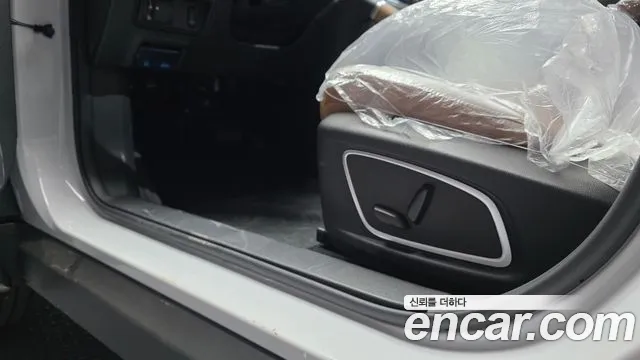 2026 Renault The New QM6 2.0 GDe RE 2WD Sold VIN KNME5C2B4TP104798 – interior seats