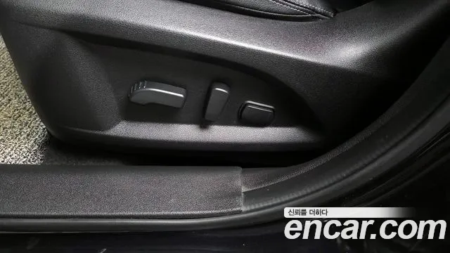 2021 Renault The New QM6 2.0 GDe LE 2WD Sold VIN KNME5C2B6MP075032 – interior seats