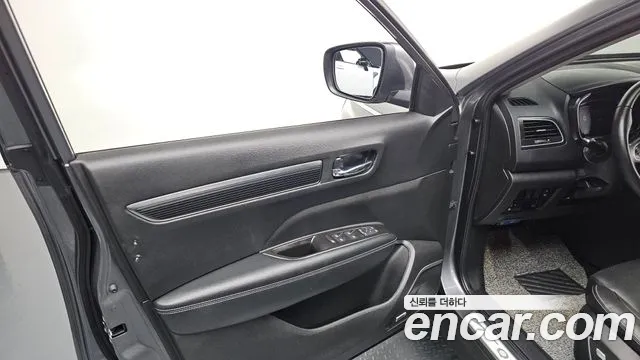 2022 Renault The New QM6 2.0 GDe RE Signature 2WD Sold VIN KNME5C2B9NP092635 – trunk area