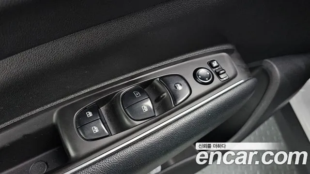 2020 Renault The New QM6 2.0 LPe RE 2WD Sold VIN KNME5C2C4LP024118 – interior seats