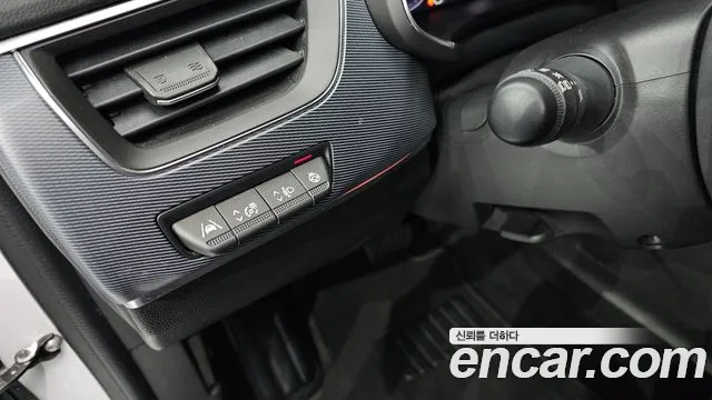 2021 Renault XM3 1.3 TCe RE Signature Sold VIN KNMK5B2RMMP027168 – trunk area