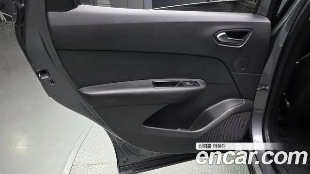 2020 Renault XM3 1.6 GTe LE Plus Sold VIN KNMK5C2HMLP002087 – interior seats