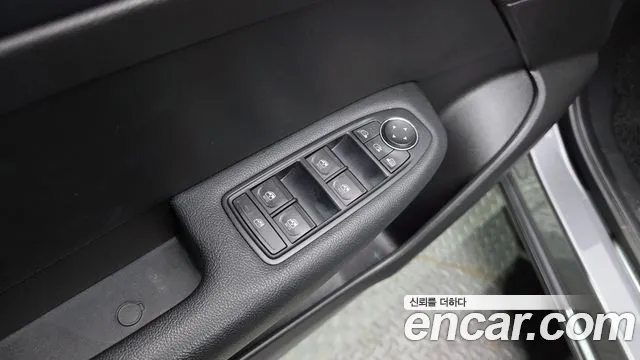 2020 Renault XM3 1.6 GTe LE Plus Sold VIN KNMK5C2HMLP002087 – trunk area